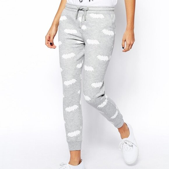 Zoe Karssen All Over Bat Print Sweatpants - Coral - Picture 11 of 13